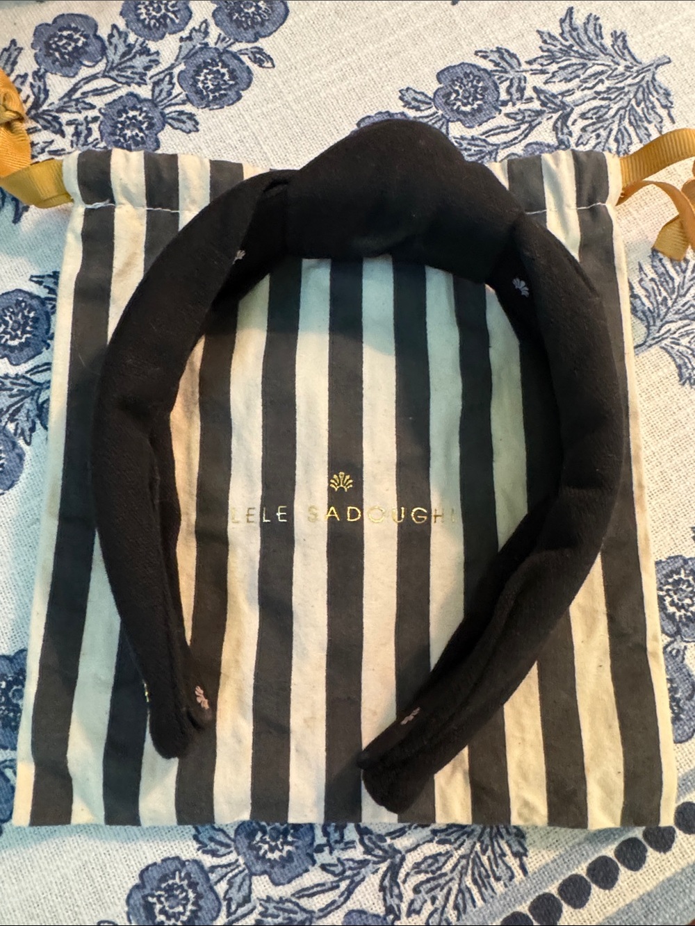 Lele Sadoughi Black Knot Headband